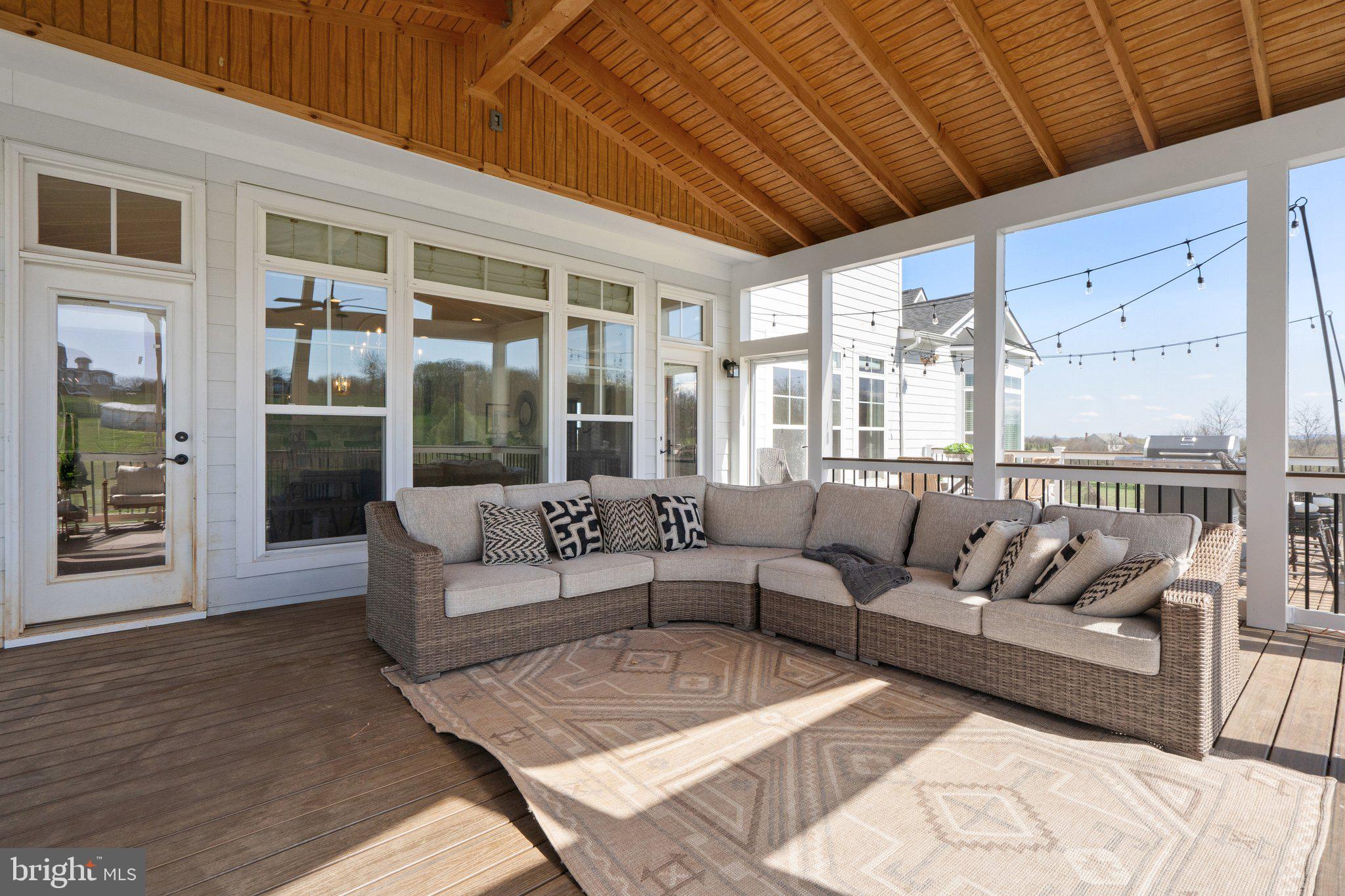 BLACK OAK RIDGE - Residential