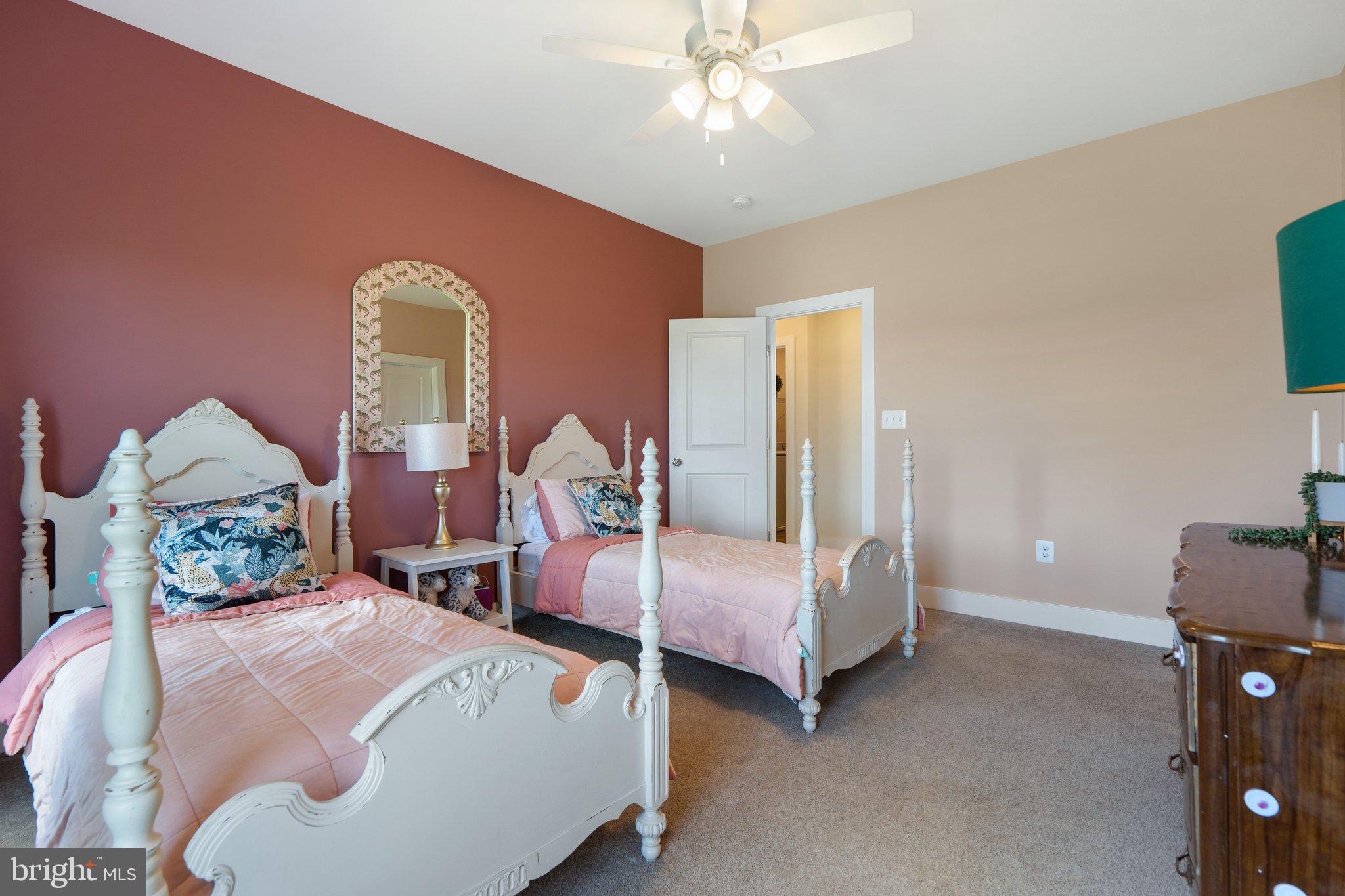 BLACK OAK RIDGE - Residential