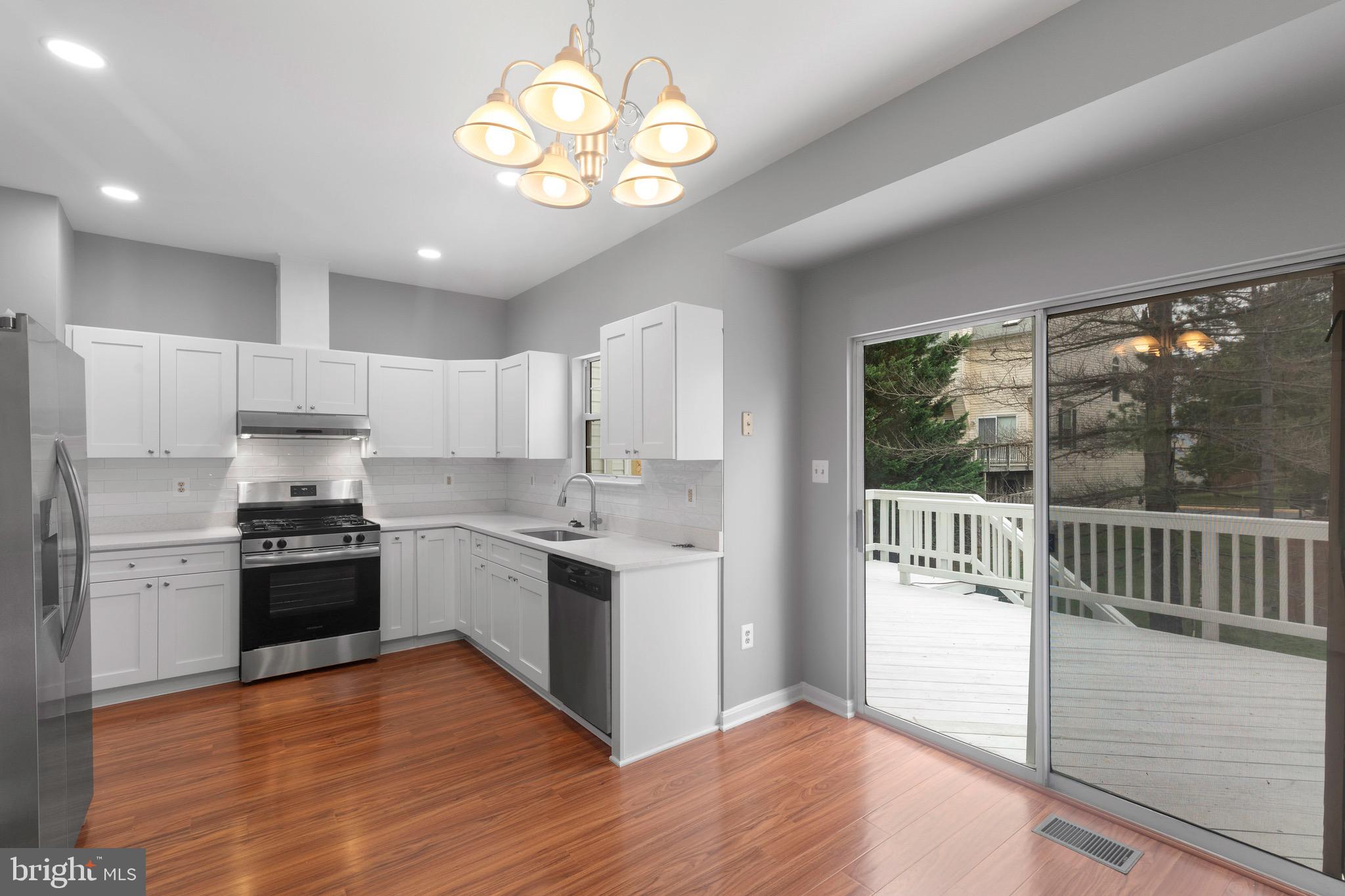 MCNAIR FARMS LANDBAY 11 - Residential