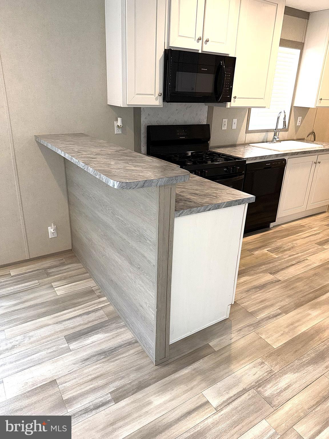 7810 CLARK ROAD D54