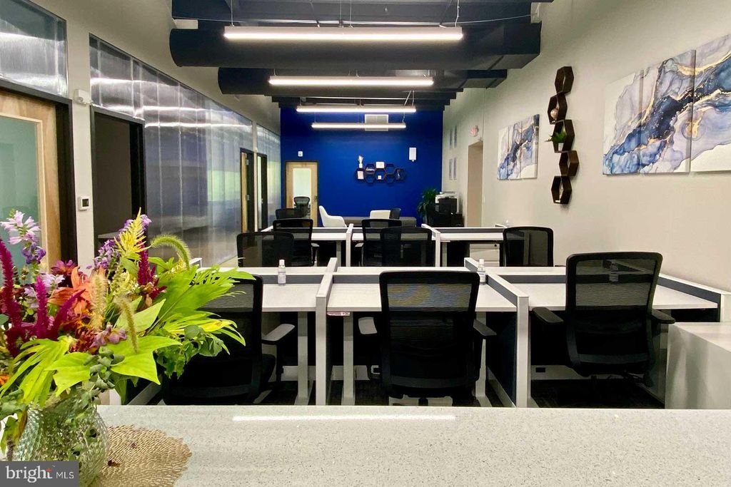 Photo of 40 Lloyd Avenue #UNLIMITED COWORKING, MALVERN, PA 19355 (MLS # PACT2098640)