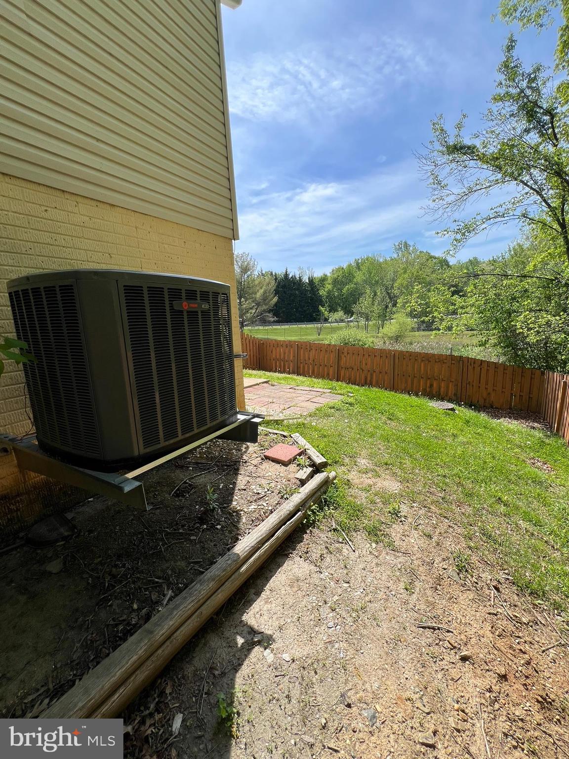 CABIN CREEKWOOD - Residential Lease