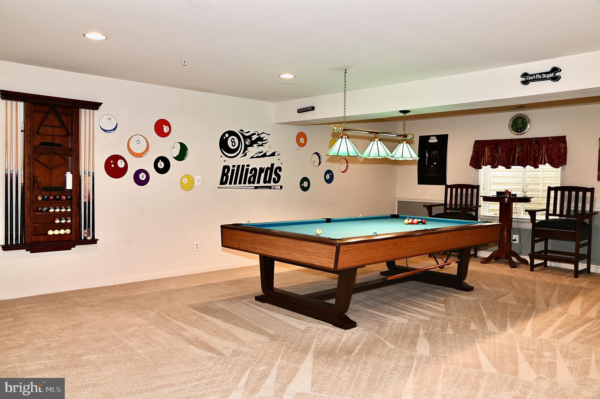 SUFFIELD MEADOWS - Residential