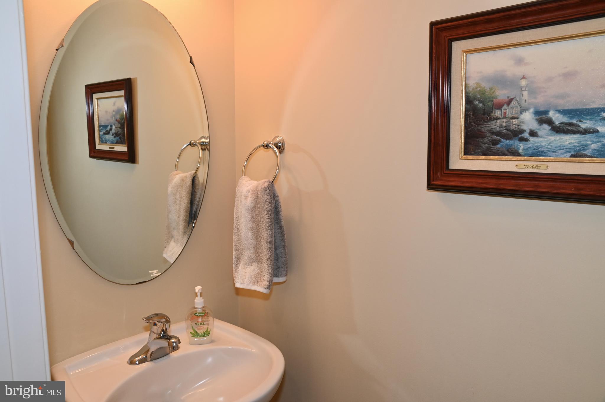 SUFFIELD MEADOWS - Residential