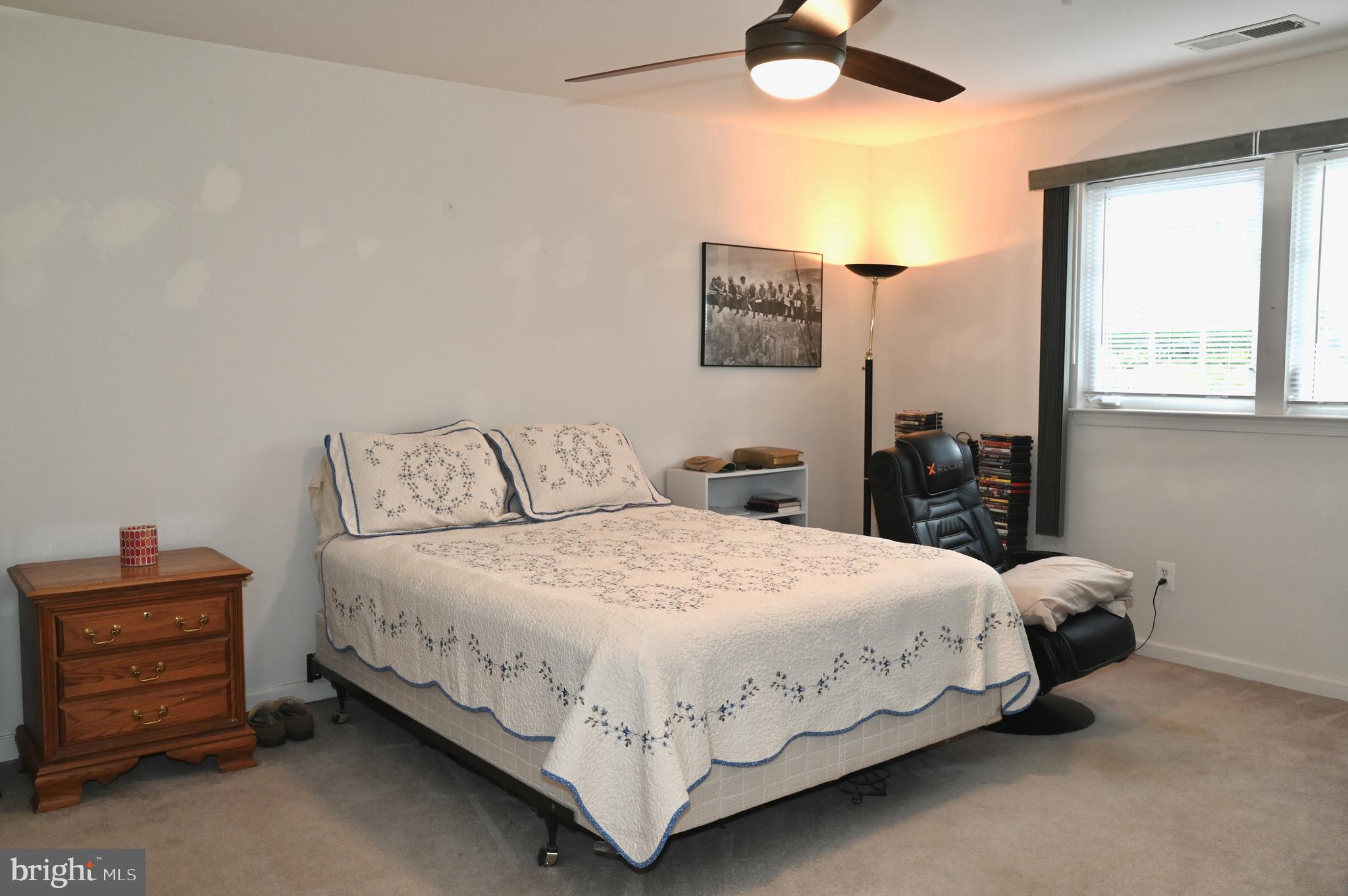 SUFFIELD MEADOWS - Residential