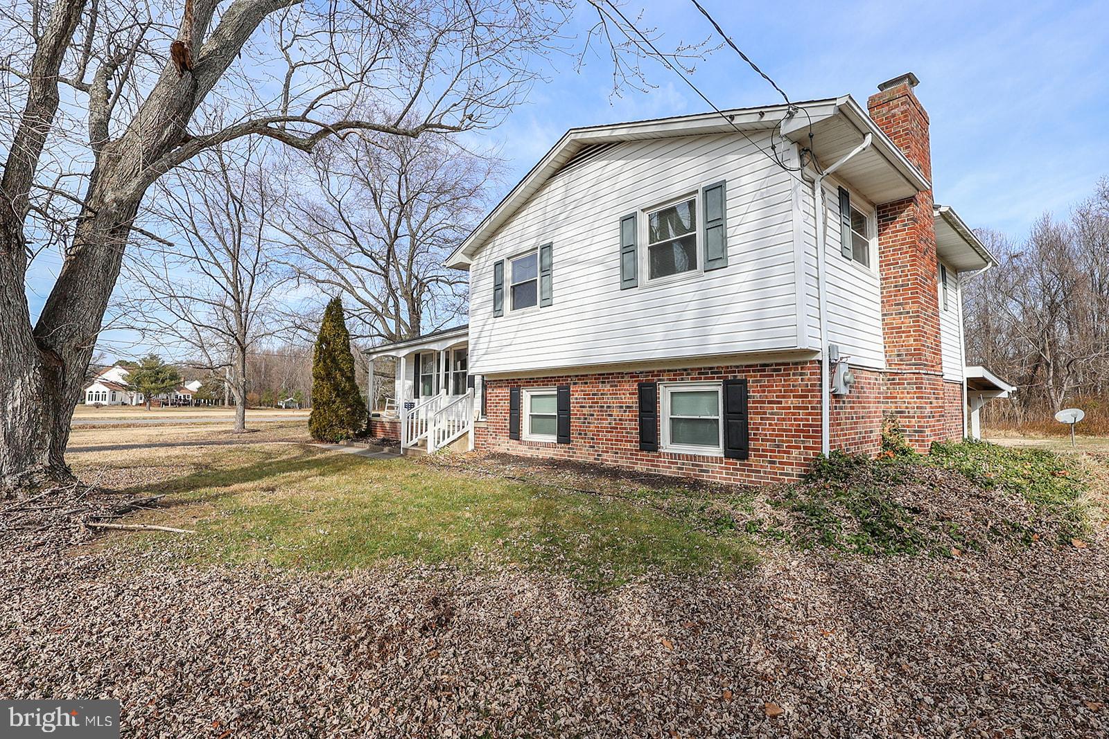 BRETON BAY ESTATES - Residential