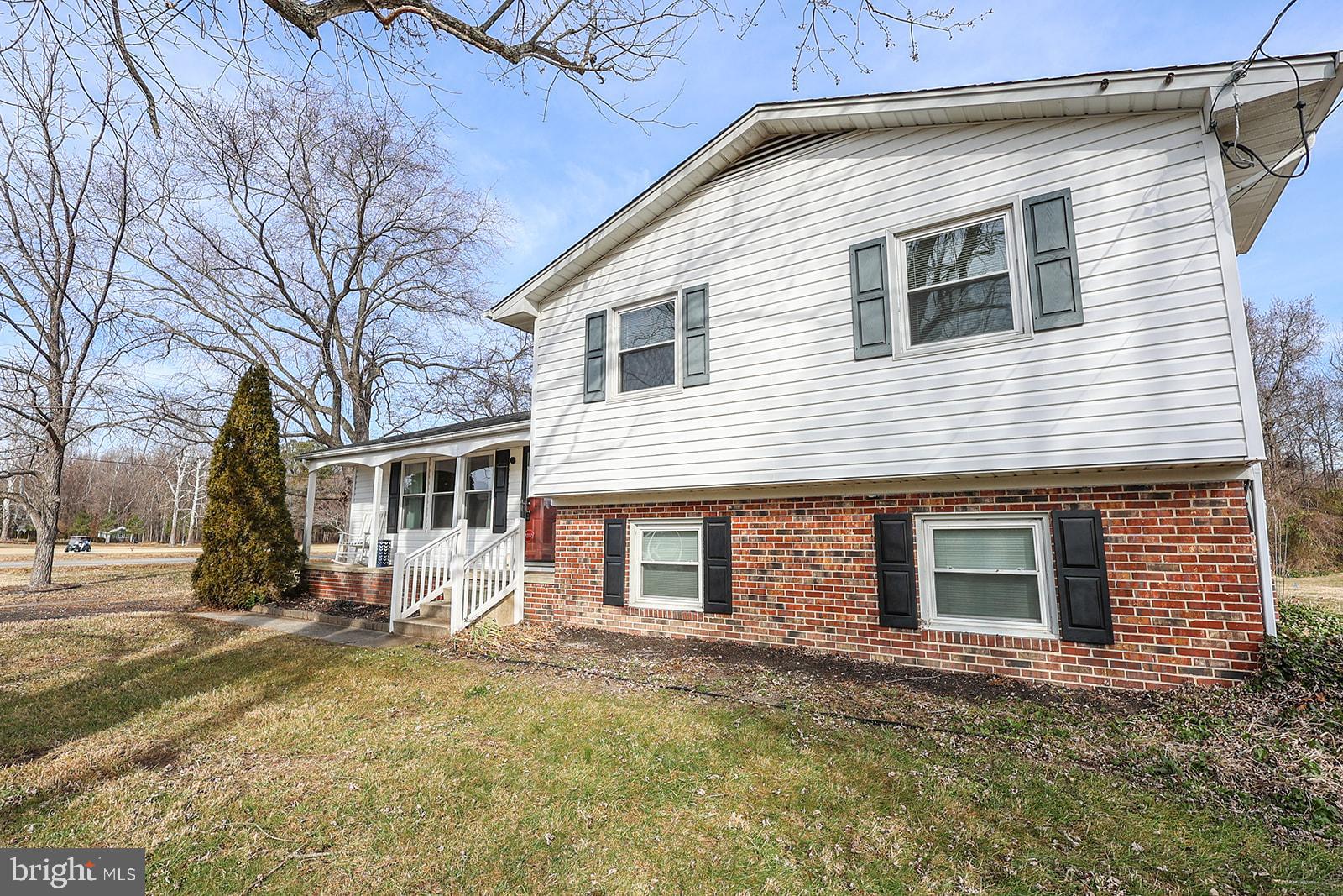 BRETON BAY ESTATES - Residential