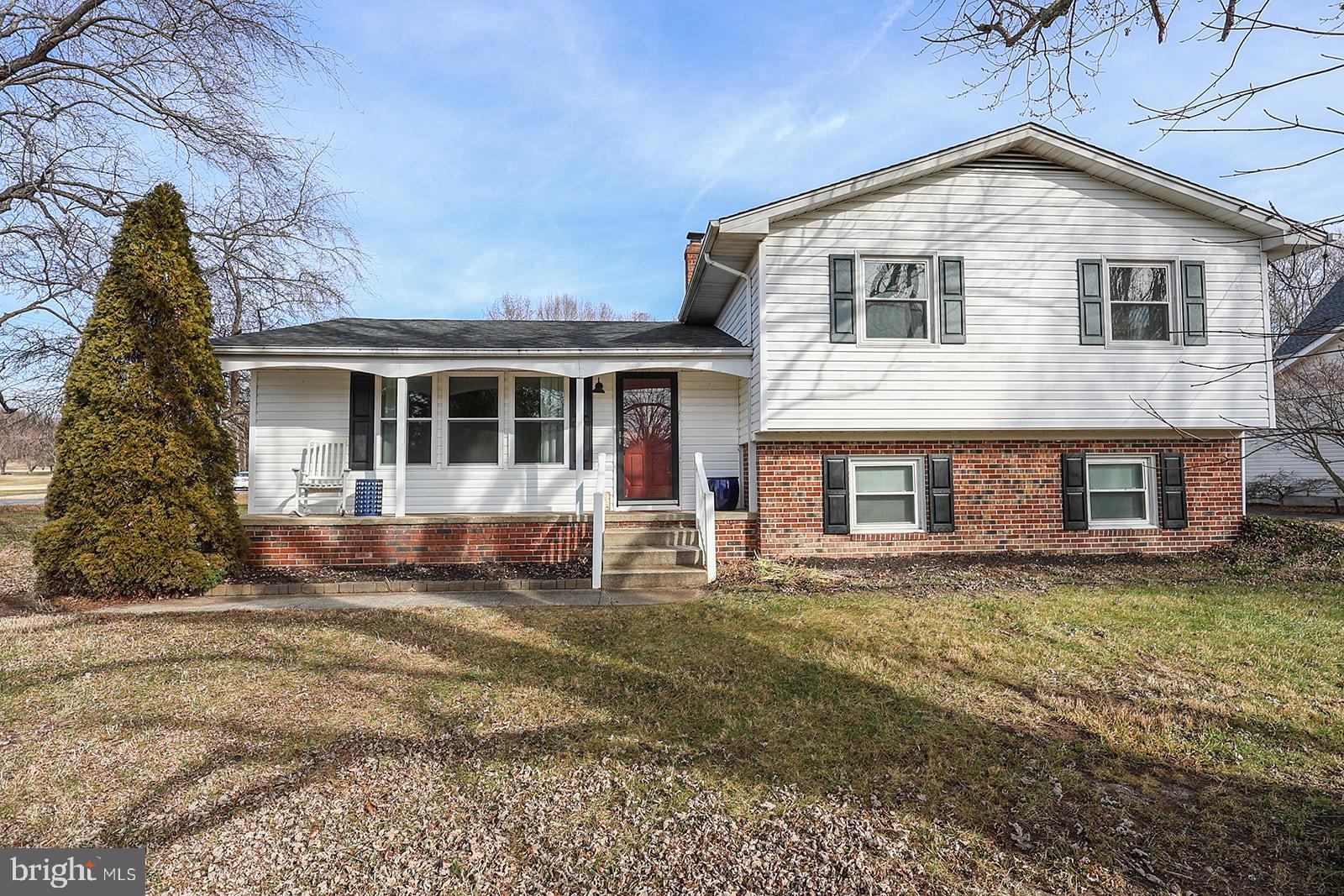 BRETON BAY ESTATES - Residential