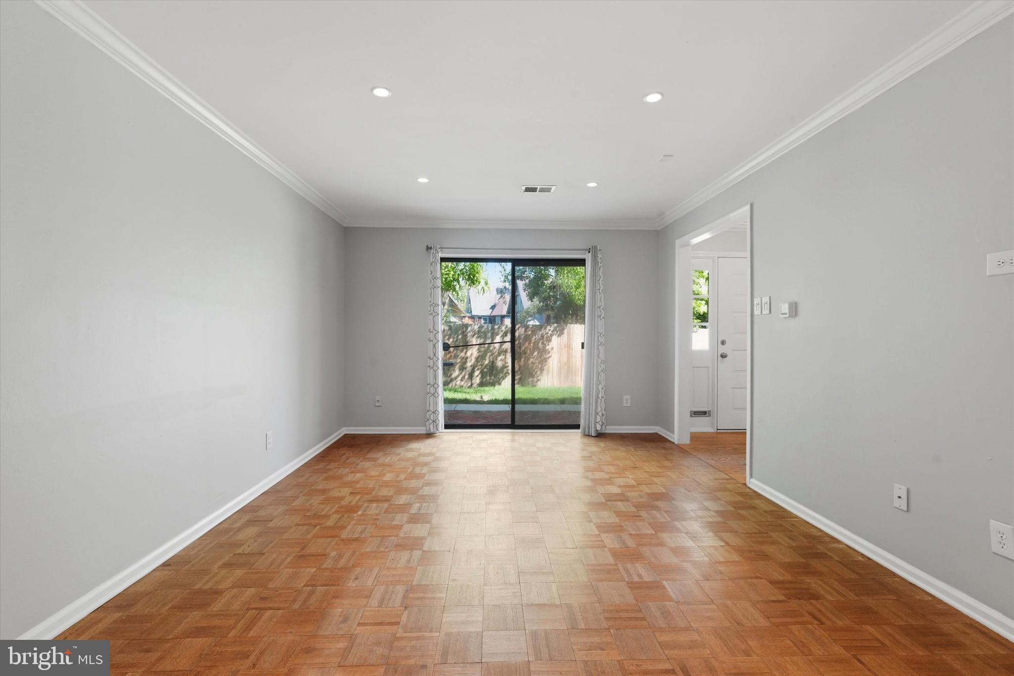 101 MONTGOMERY AVENUE B-2