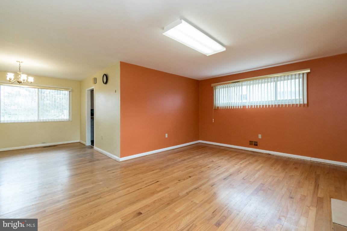 GARDENVILLE - Residential