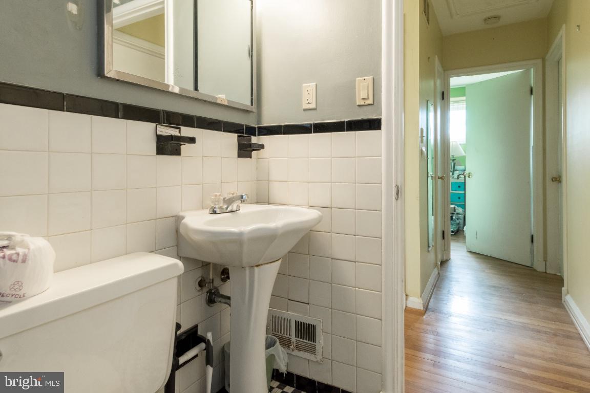 GARDENVILLE - Residential