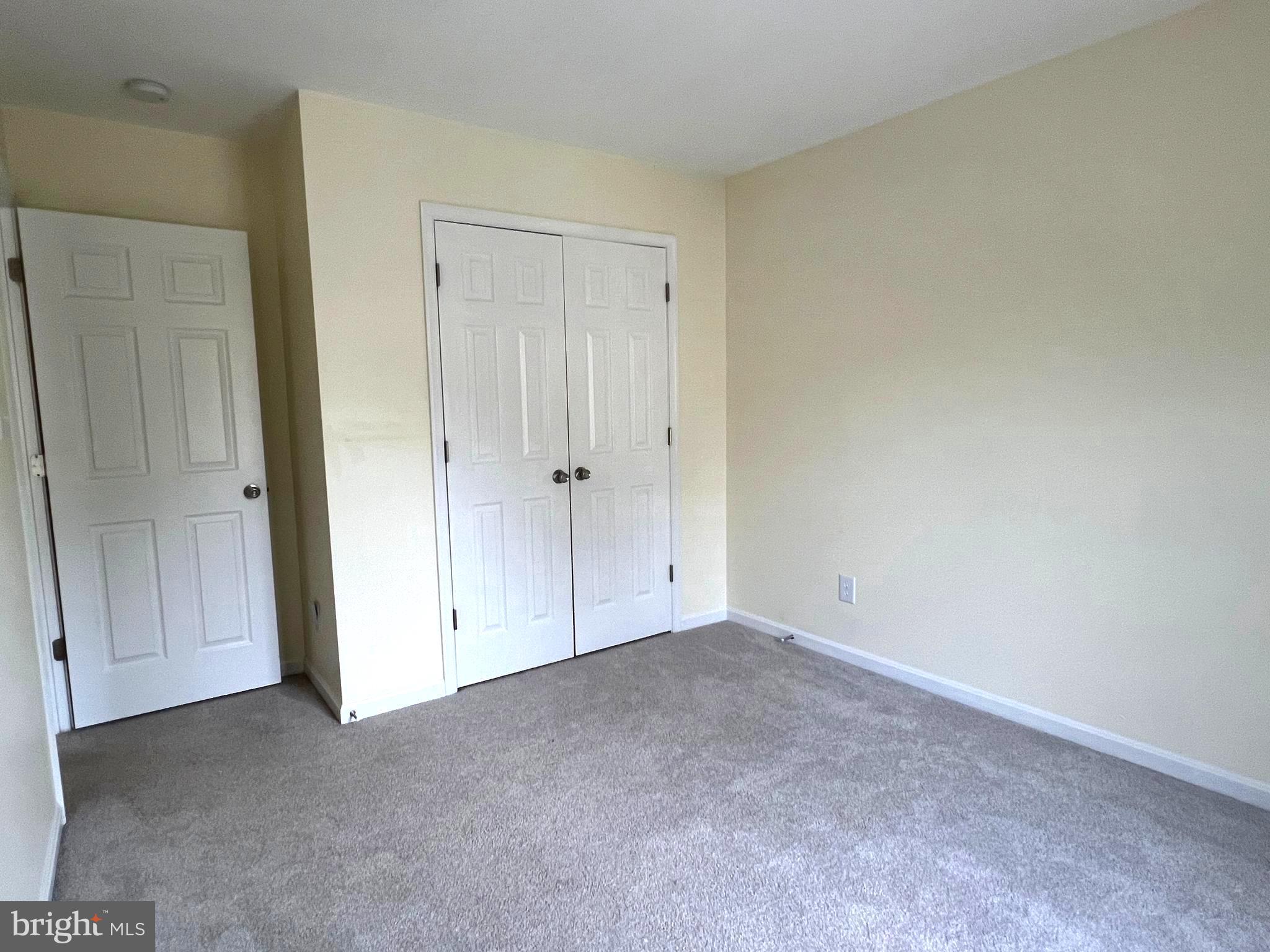 FOXBOROUGH FARMS - Residential Lease