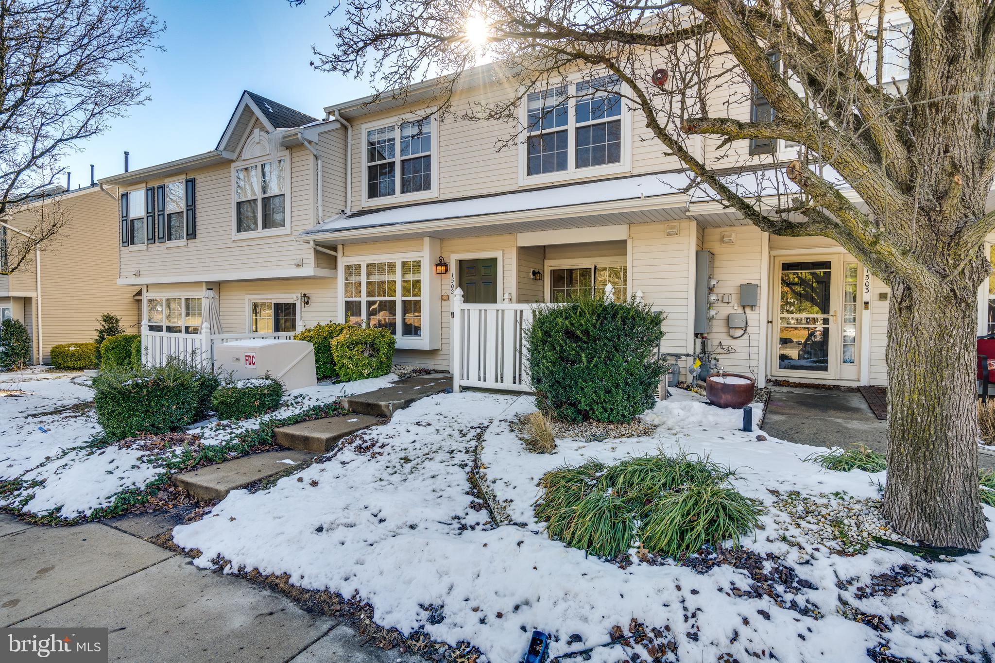 1502 BEACON HILL DRIVE