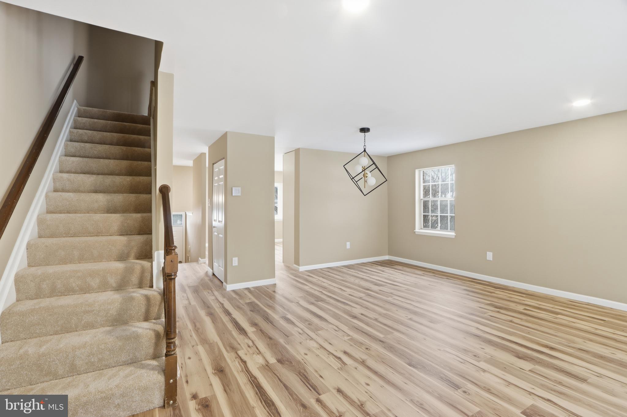 VALLEY CROSSING - Residential