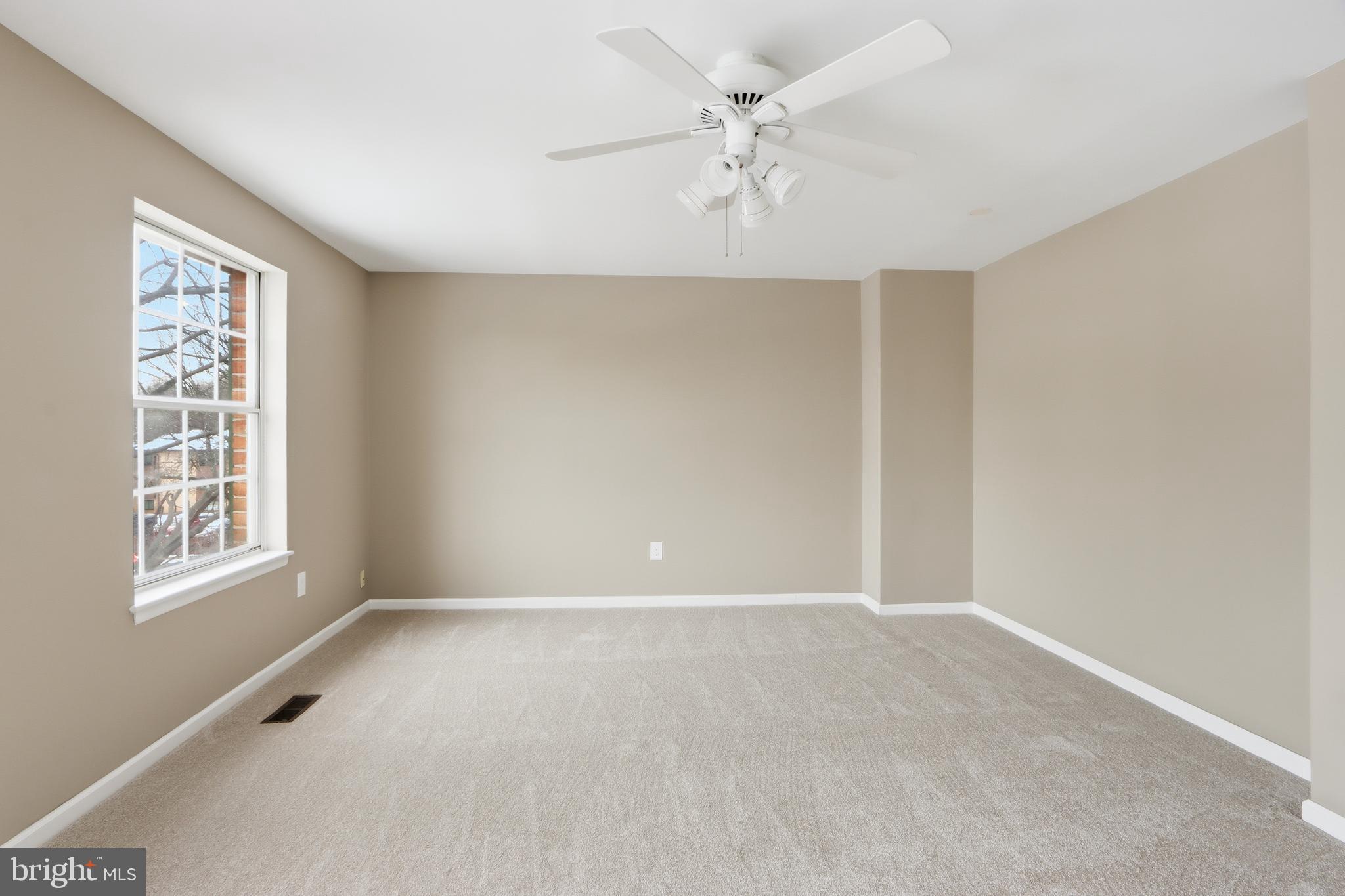 VALLEY CROSSING - Residential