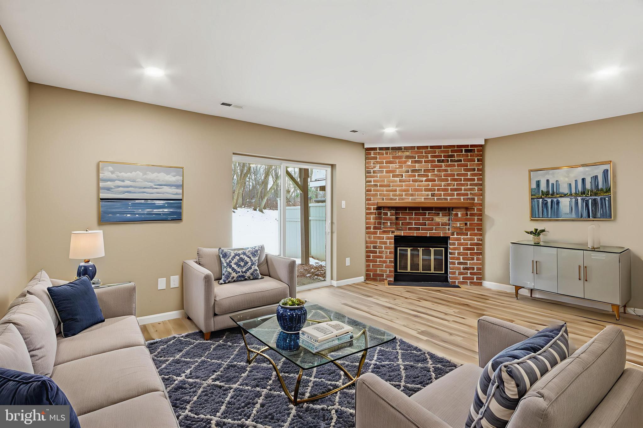 VALLEY CROSSING - Residential