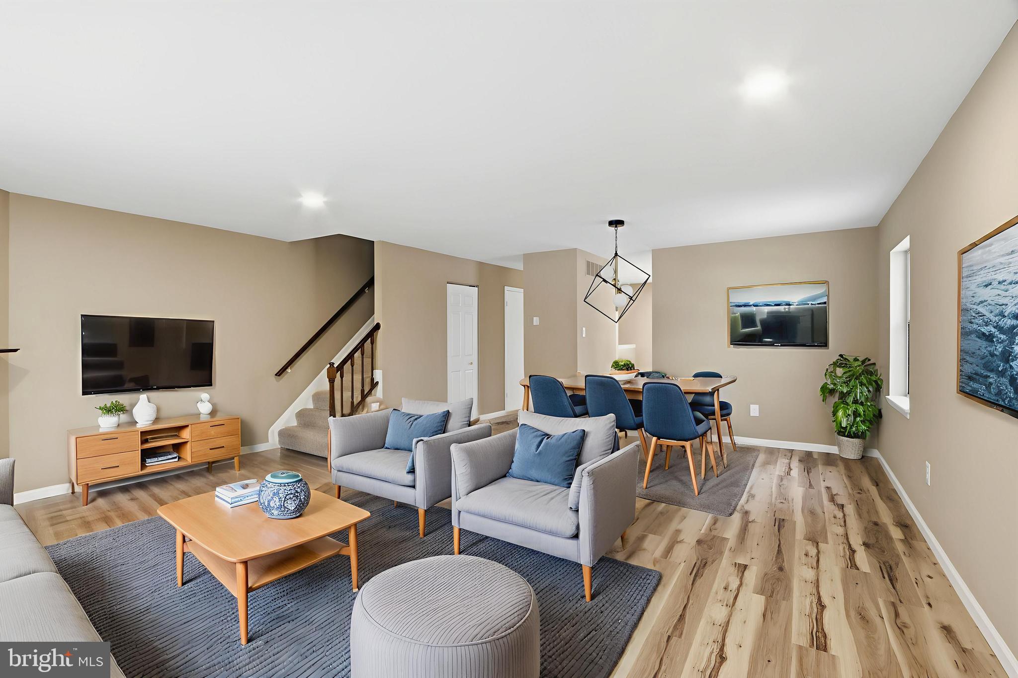 VALLEY CROSSING - Residential