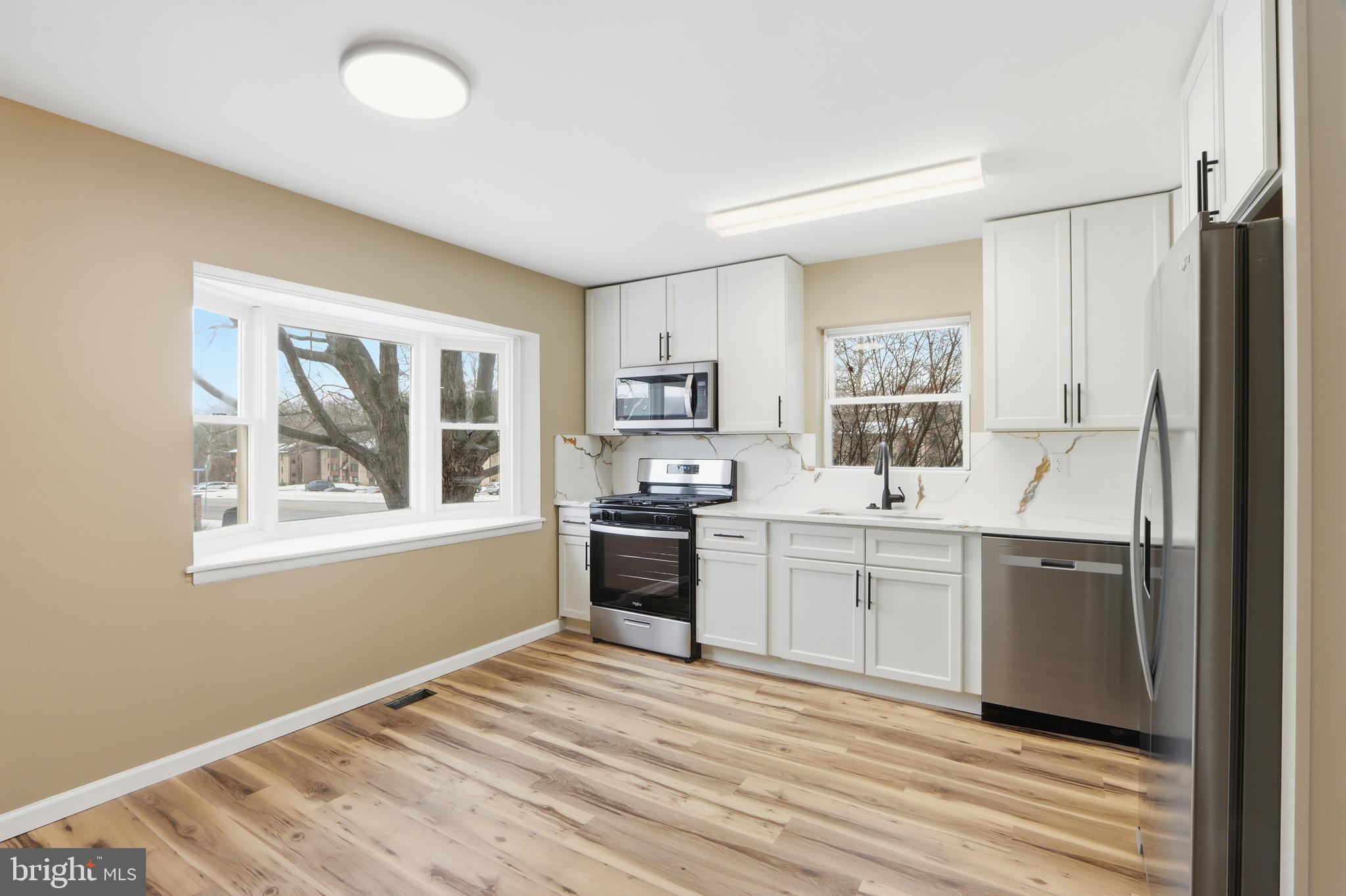 VALLEY CROSSING - Residential