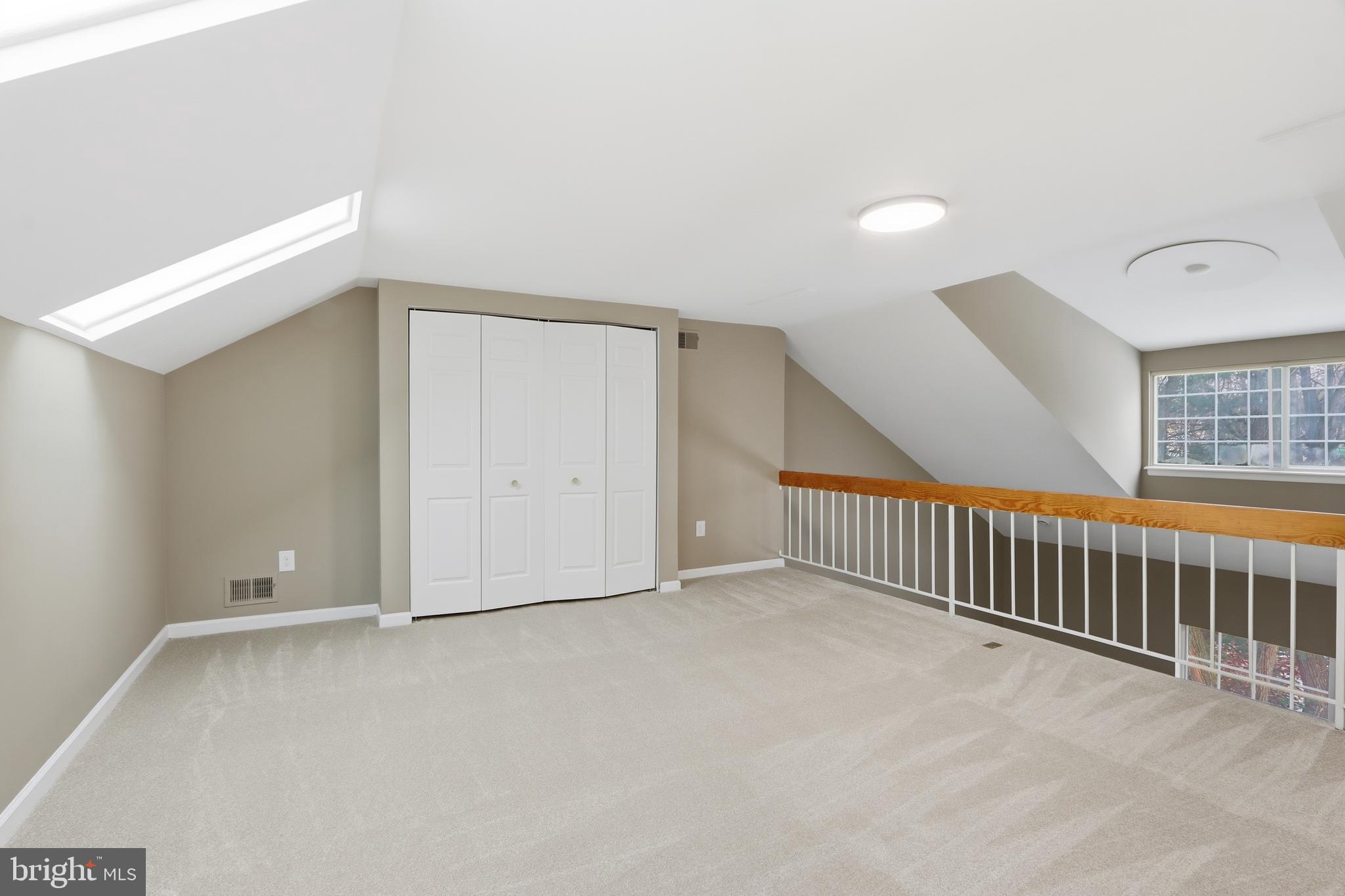 VALLEY CROSSING - Residential