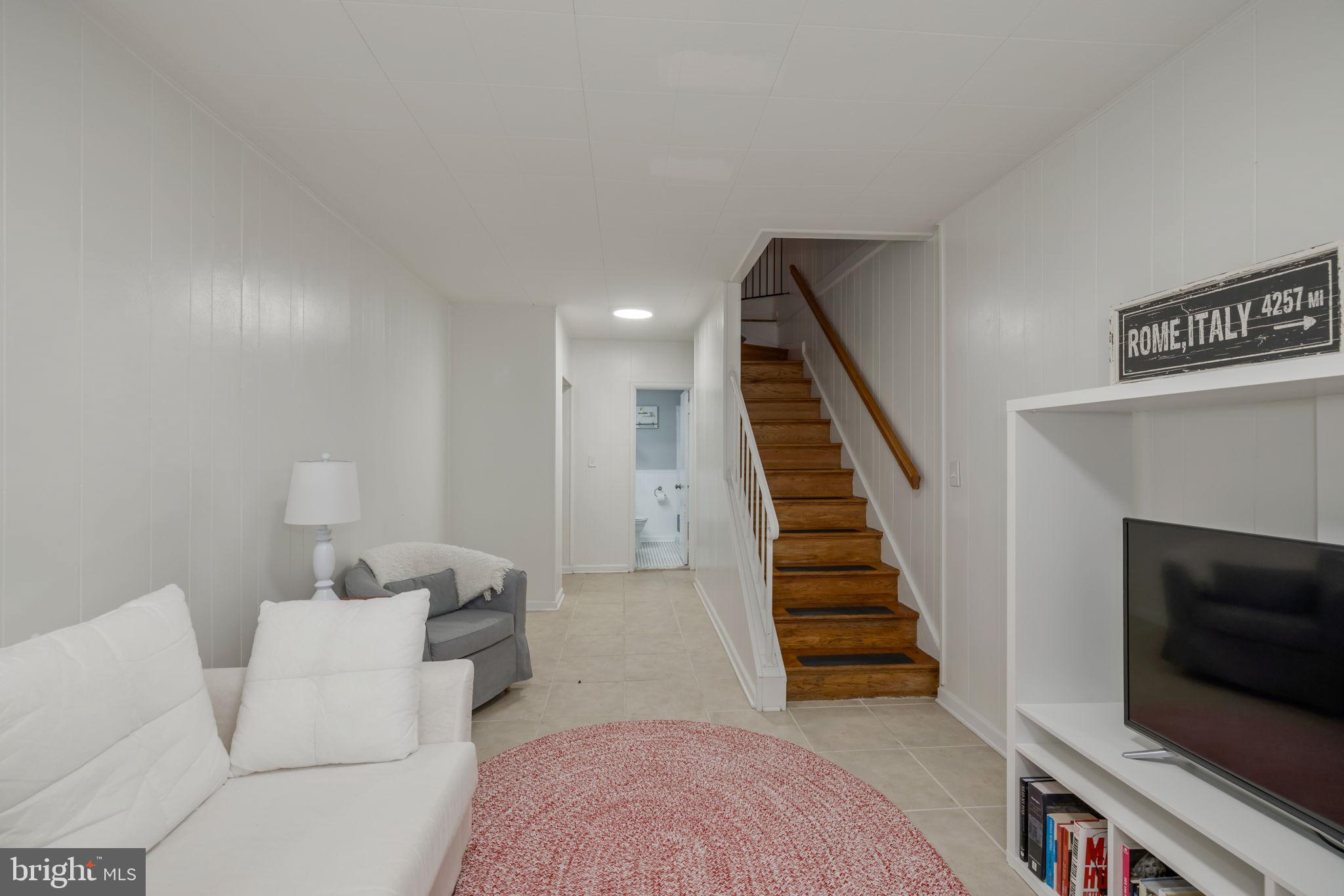 FAIRLINGTON MEADOWS - Residential