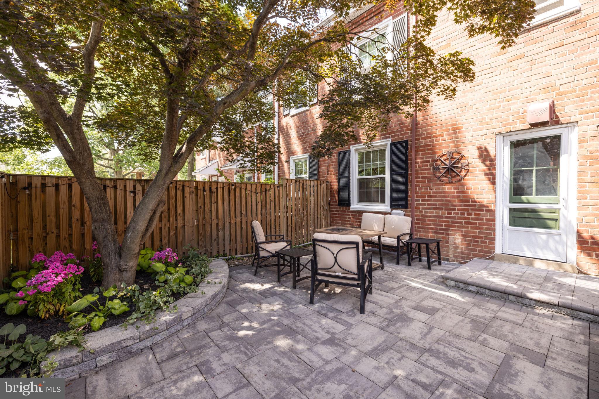 FAIRLINGTON MEADOWS - Residential