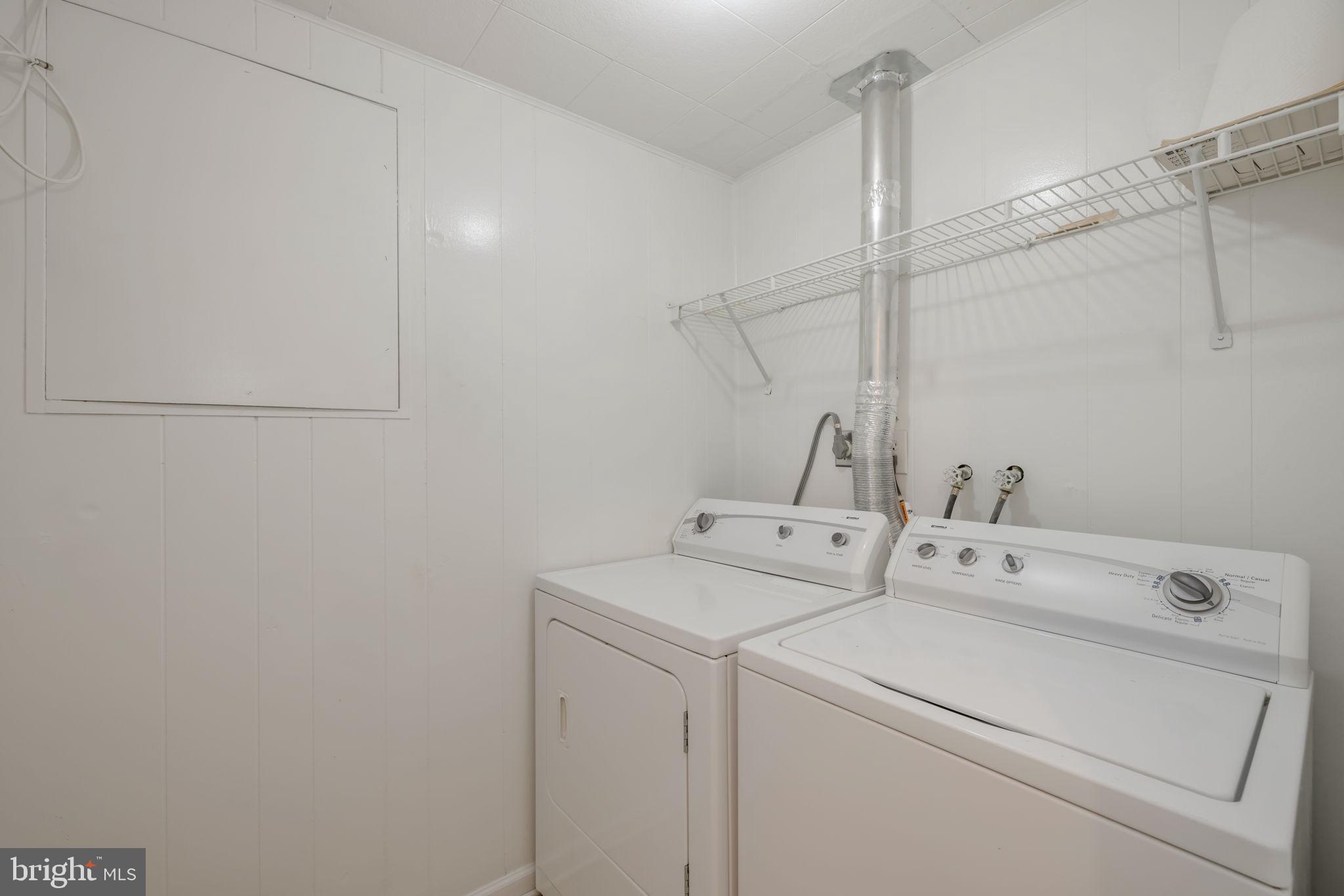 FAIRLINGTON MEADOWS - Residential