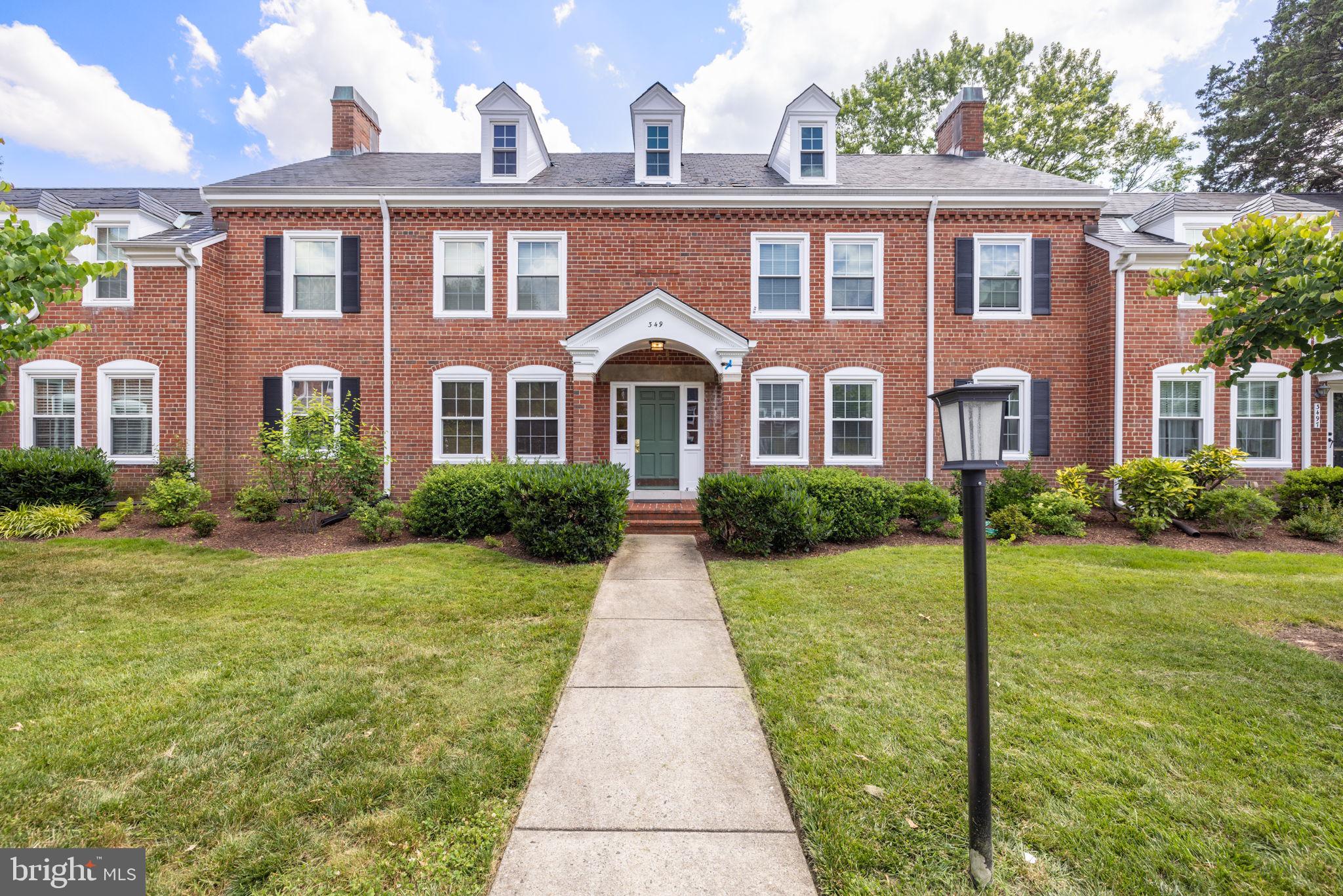 FAIRLINGTON MEADOWS - Residential