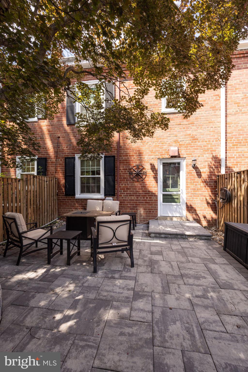 FAIRLINGTON MEADOWS - Residential