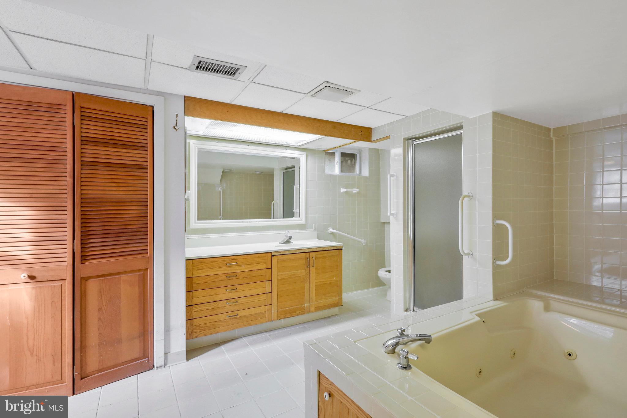 WESTMORE GARDENS - Residential