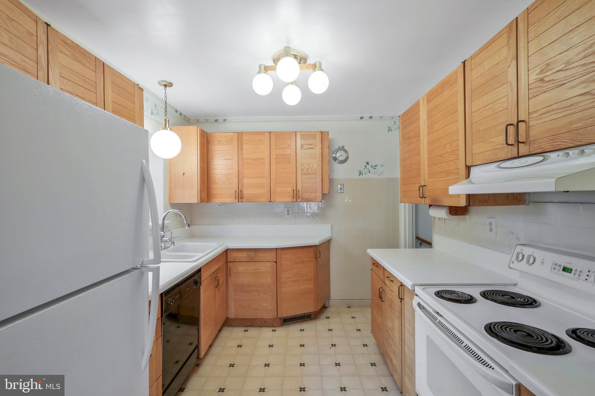 WESTMORE GARDENS - Residential