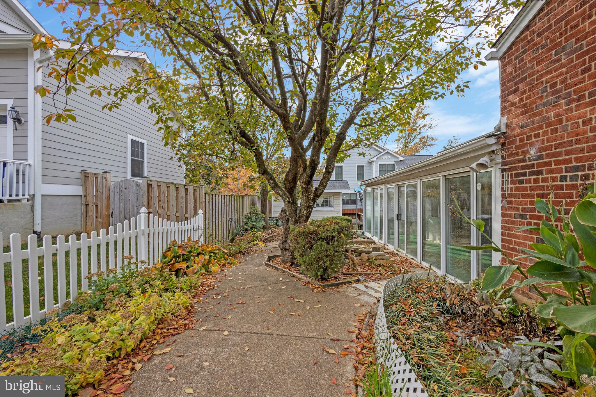 WESTMORE GARDENS - Residential