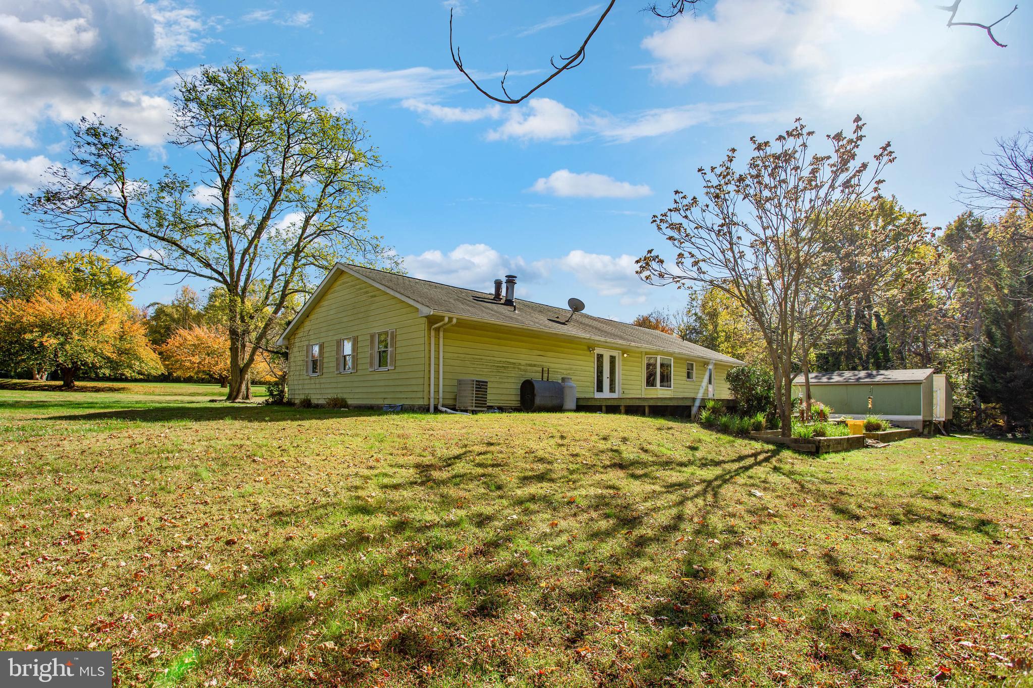 DAVIDSONVILLE - Residential