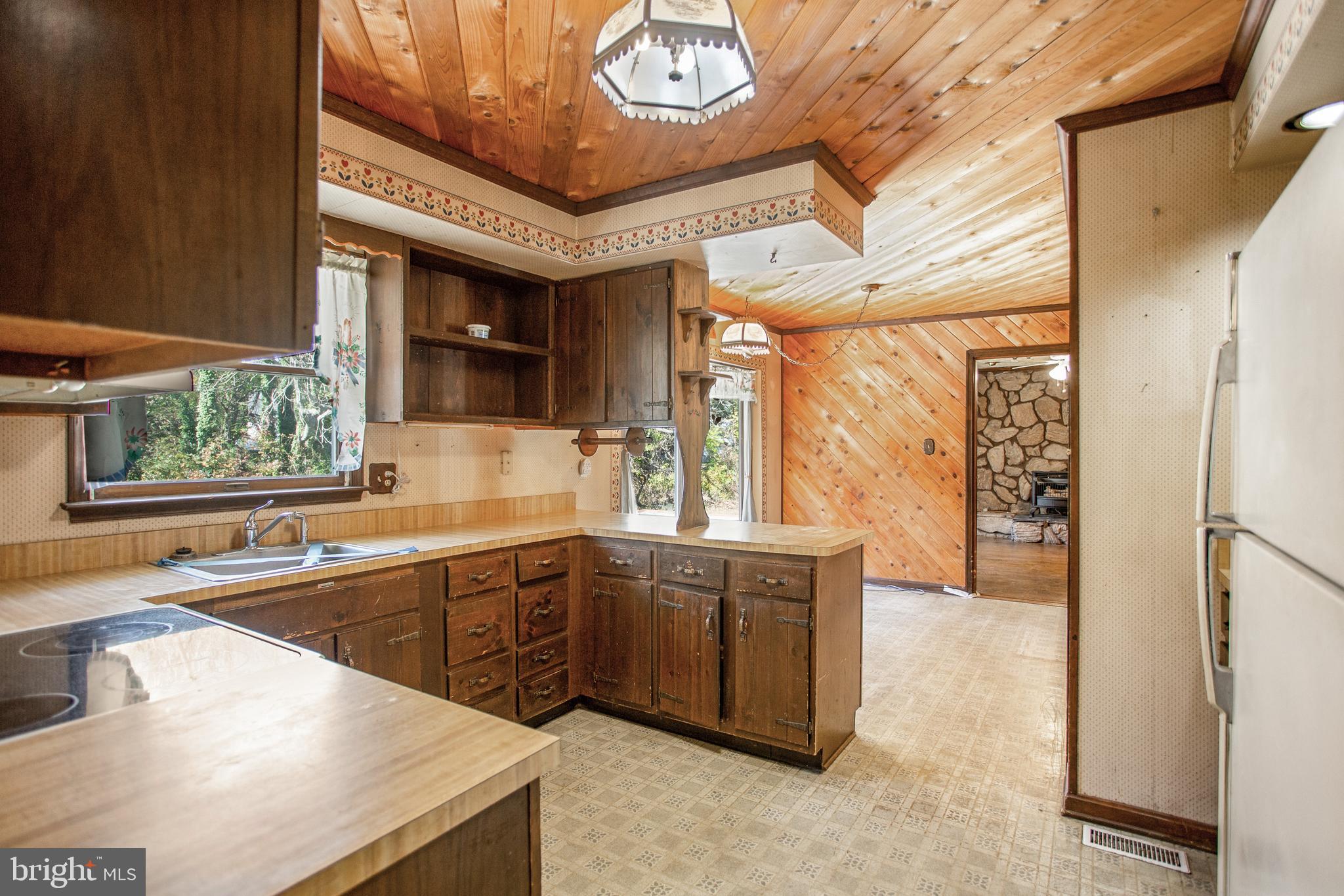 DAVIDSONVILLE - Residential