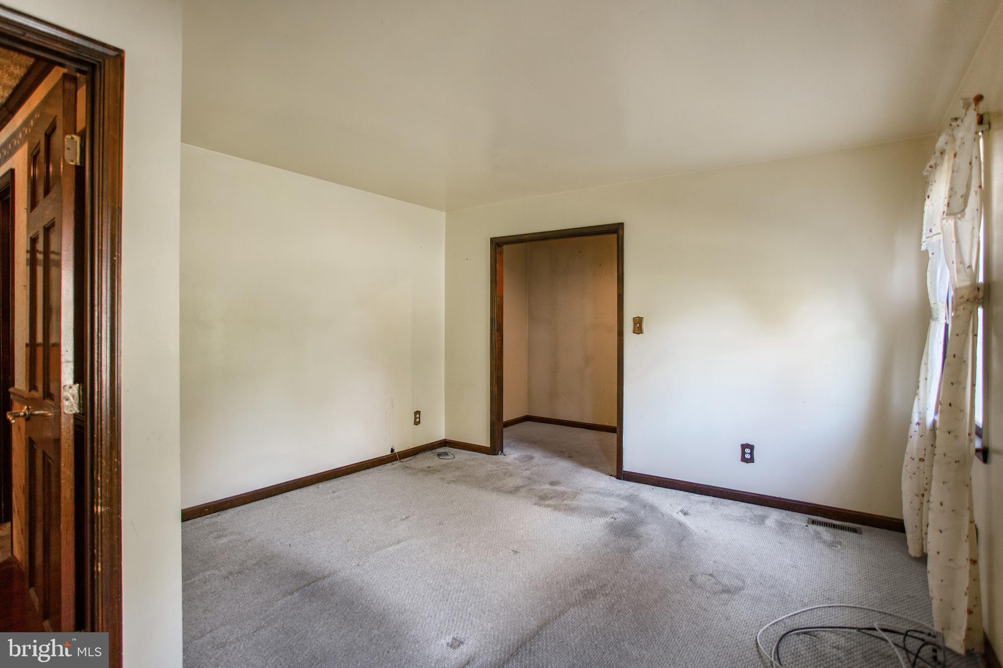 DAVIDSONVILLE - Residential