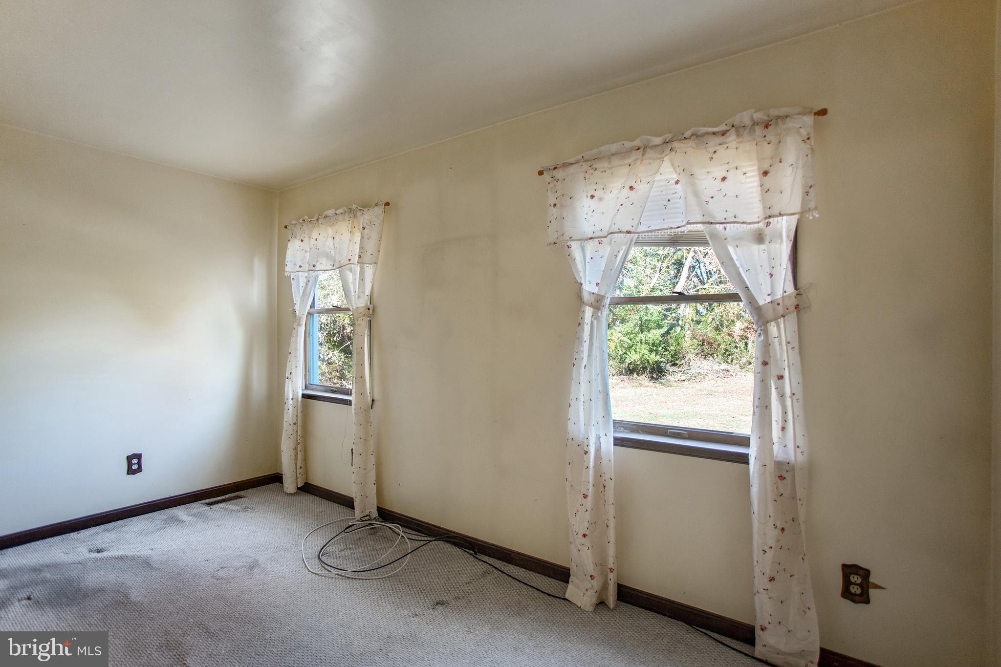 DAVIDSONVILLE - Residential