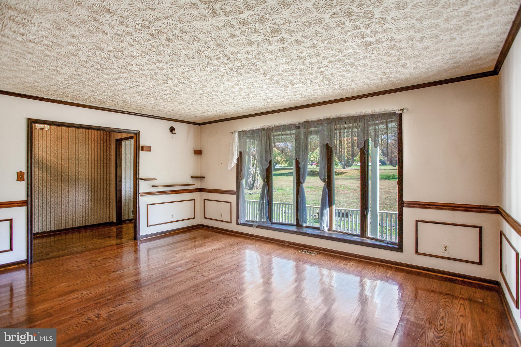 DAVIDSONVILLE - Residential