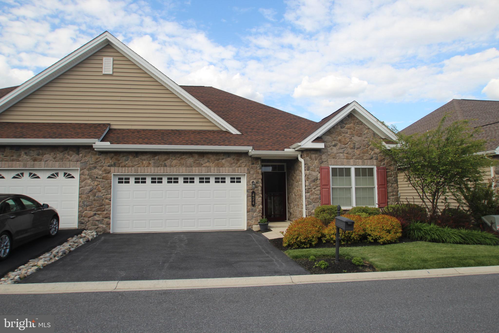 TRADITIONS OF AMERICA AT LITITZ - Residential