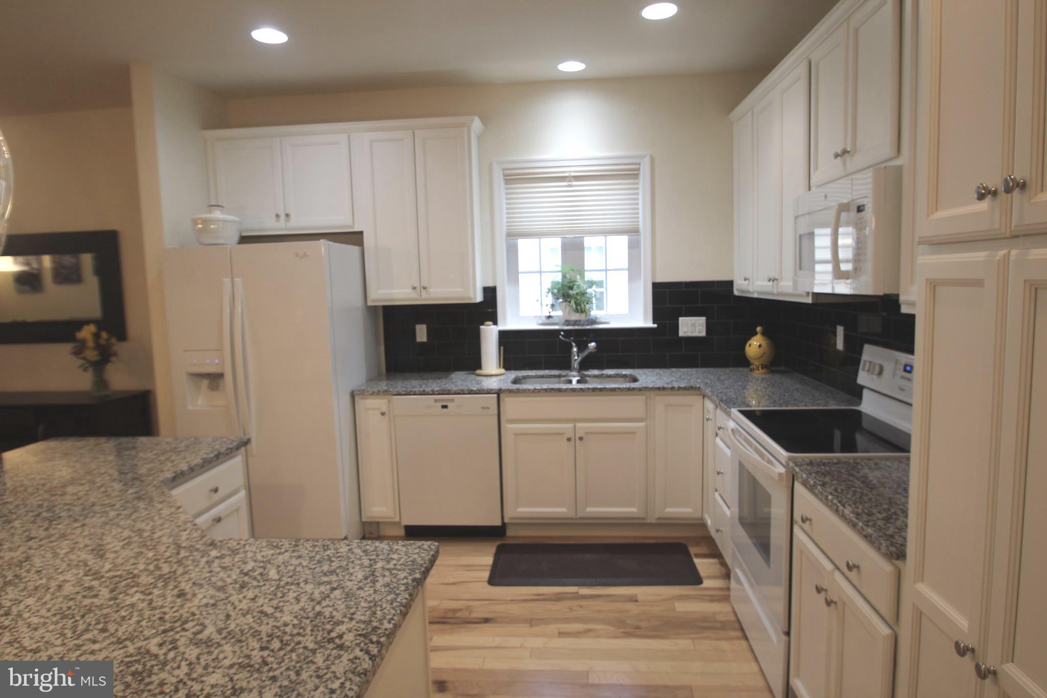 TRADITIONS OF AMERICA AT LITITZ - Residential