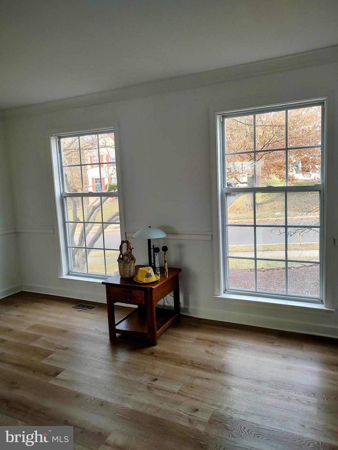 SCARLET OAKS - Residential