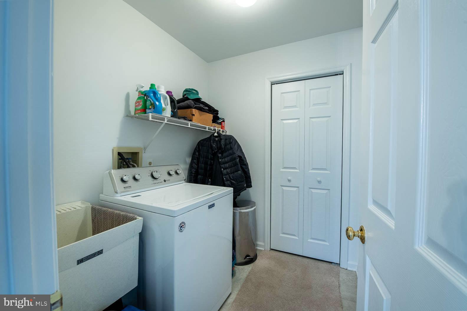 SCARLET OAKS - Residential