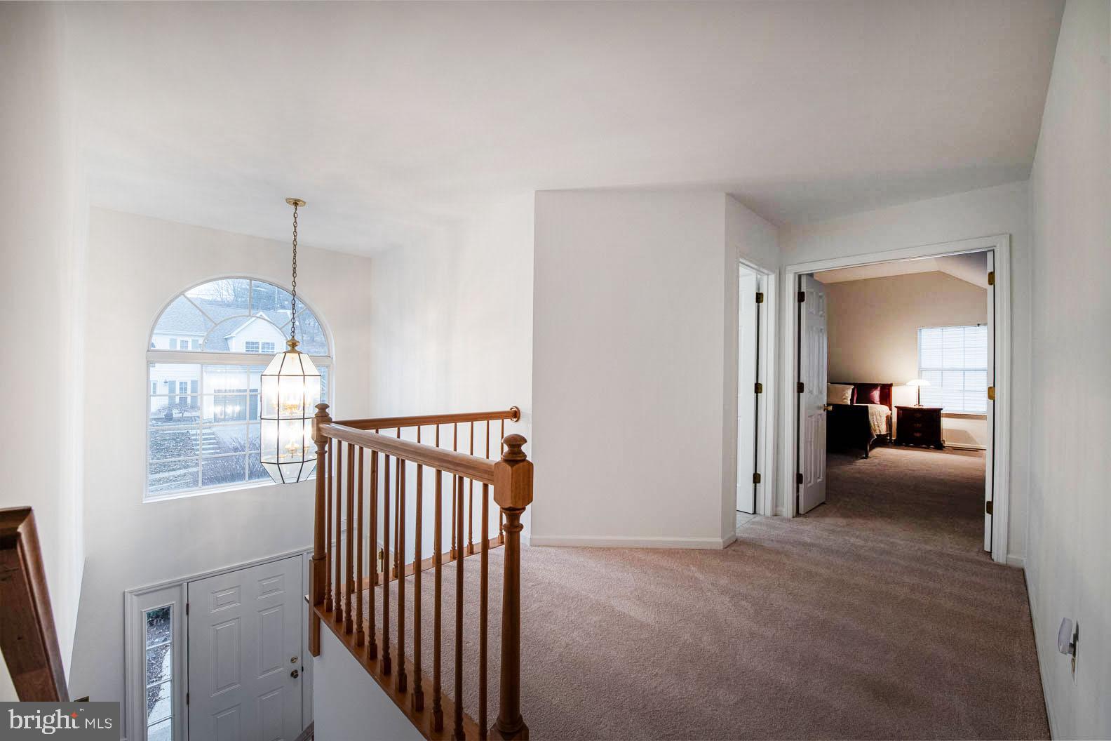 SCARLET OAKS - Residential