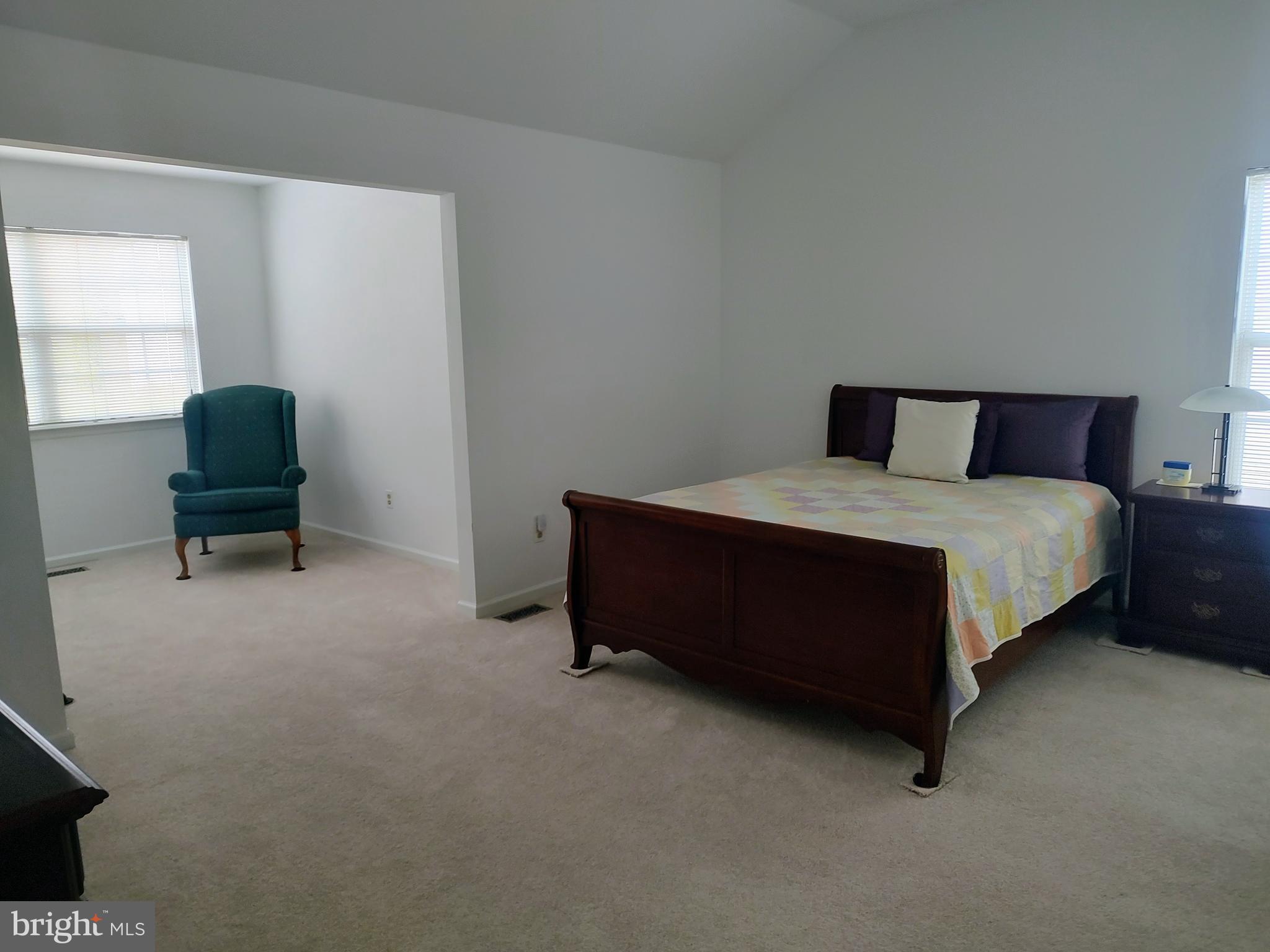 SCARLET OAKS - Residential