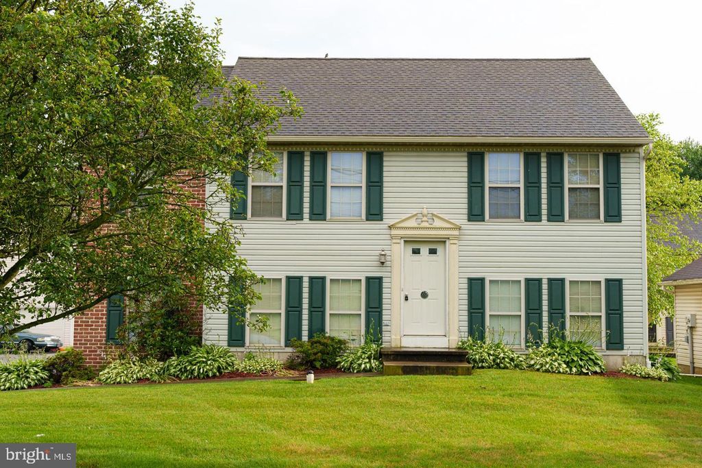 Photo of 232 S LIME ST, QUARRYVILLE, PA 17566 (MLS # PALA2037178)