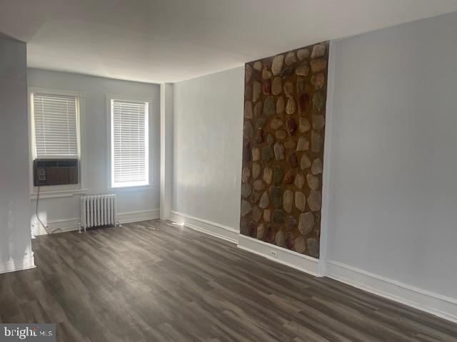 3322 W HUNTINGDON STREET