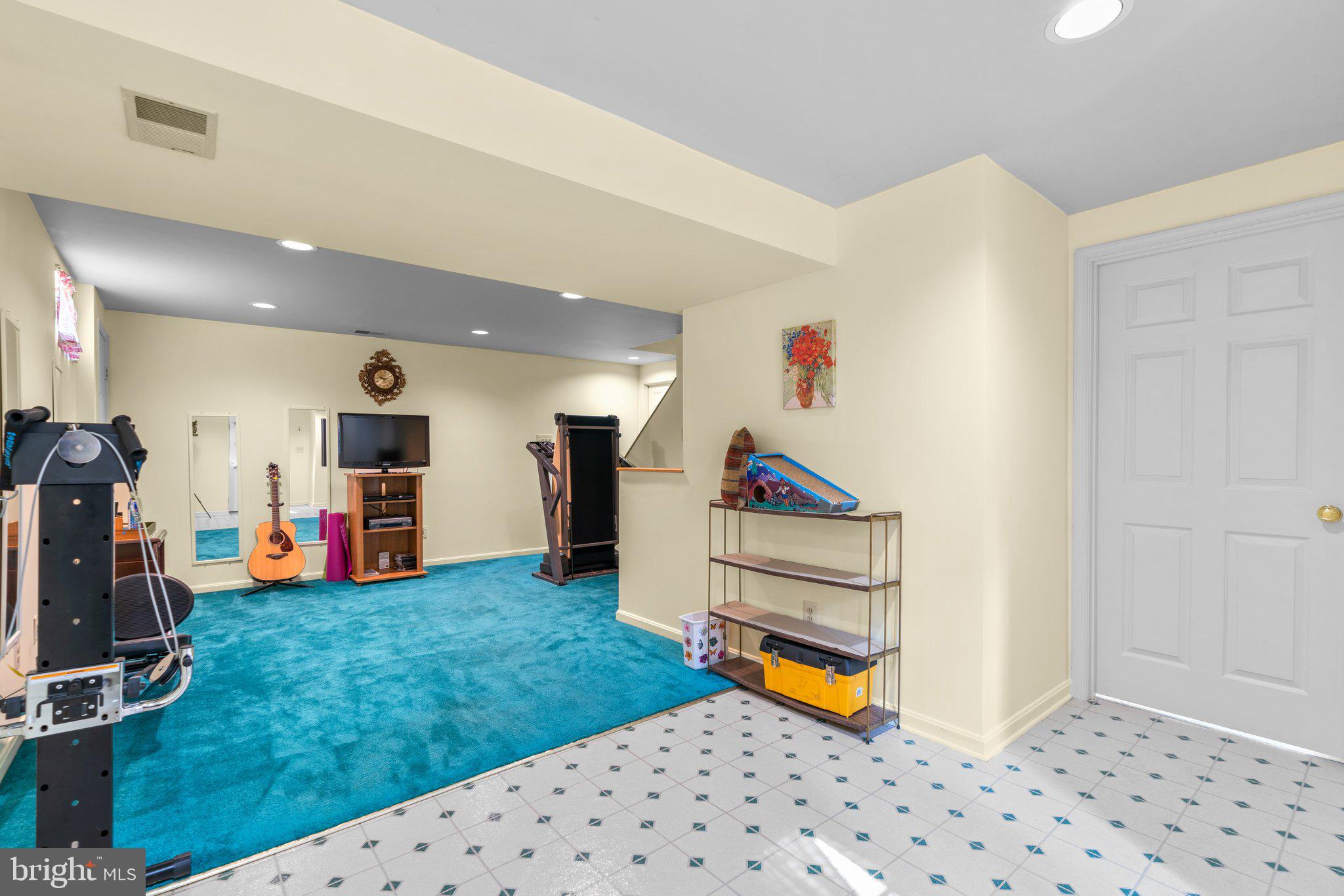 SNOW HILL MANOR PLAT TWO - Residential