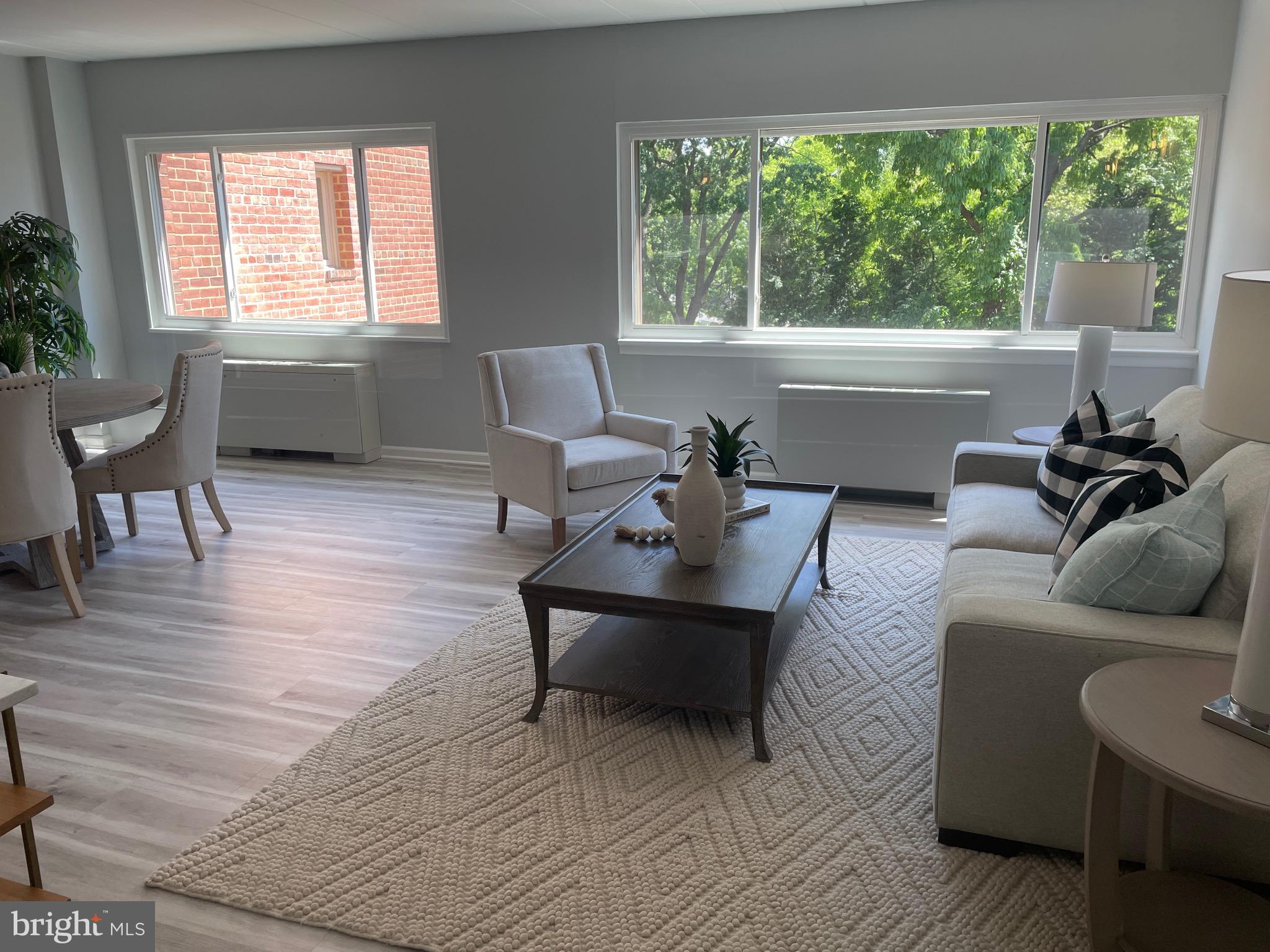BRADLEY HOUSE - Residential
