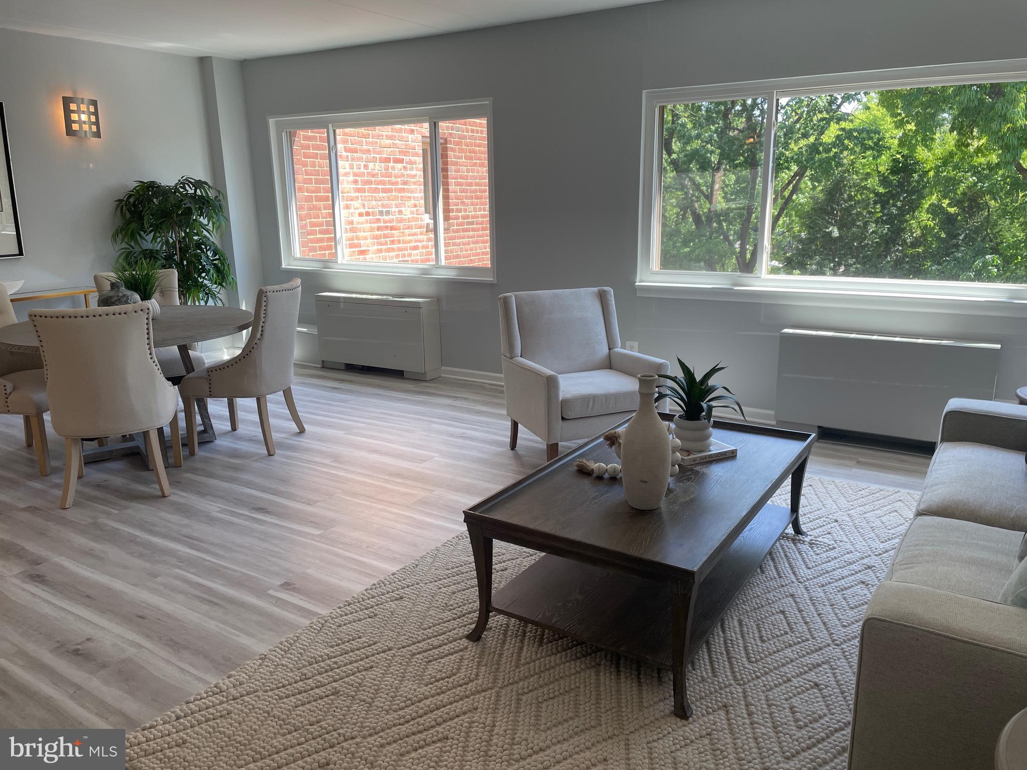 BRADLEY HOUSE - Residential