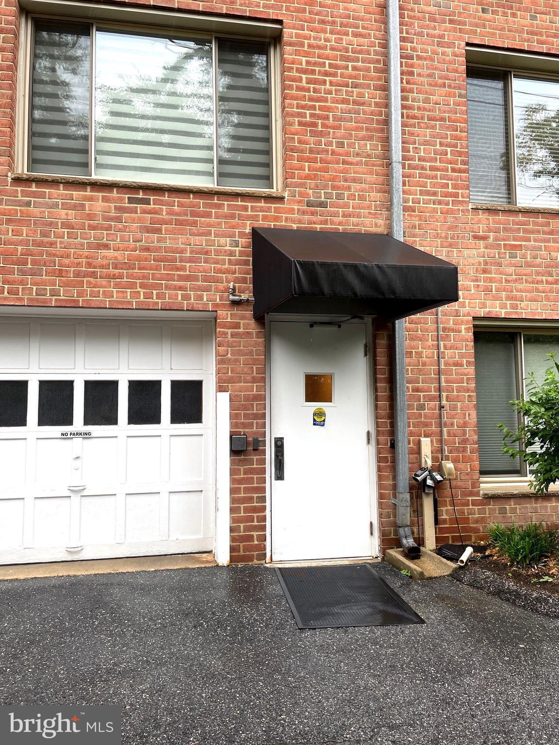 BRADLEY HOUSE - Residential