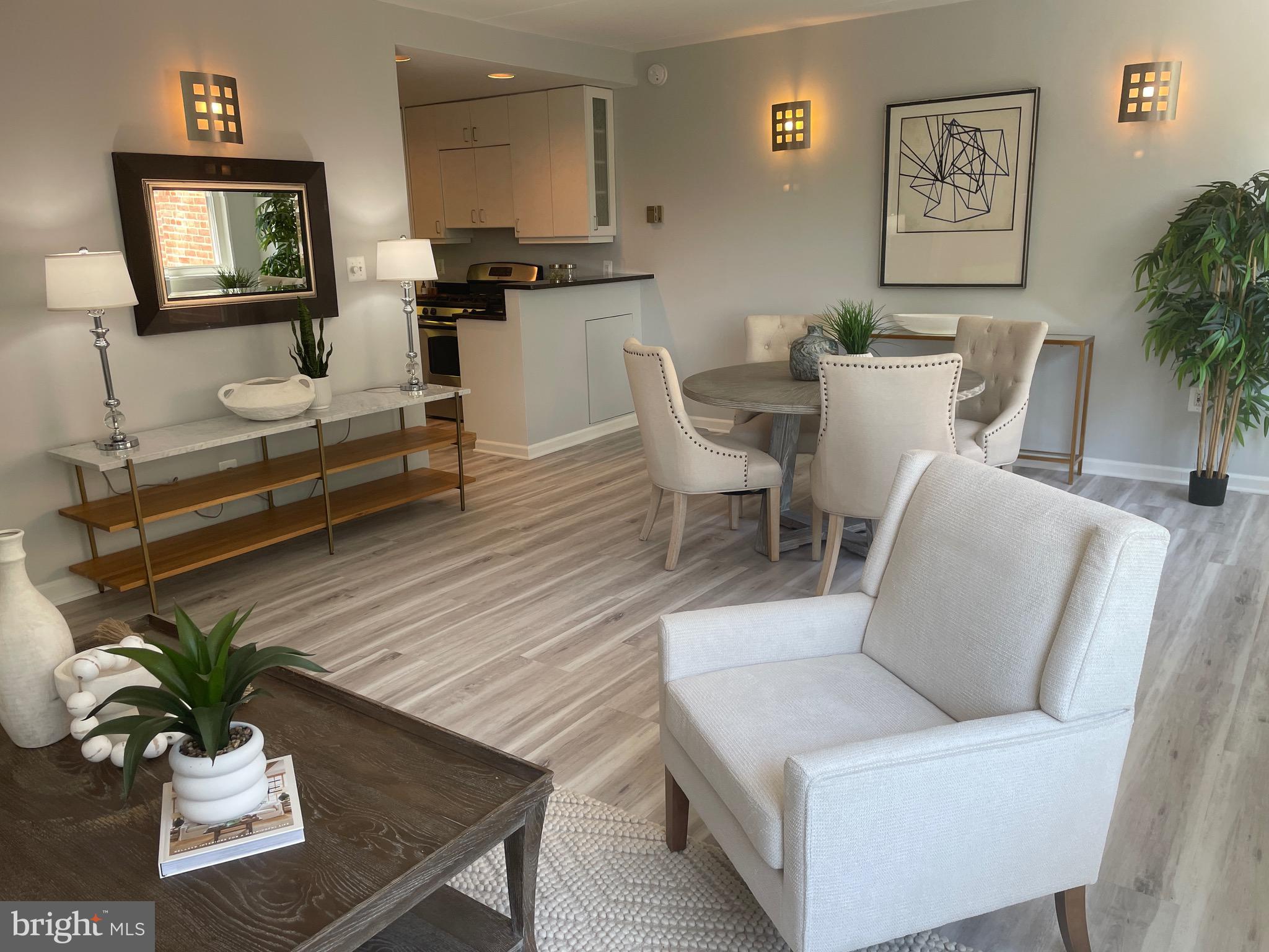 BRADLEY HOUSE - Residential