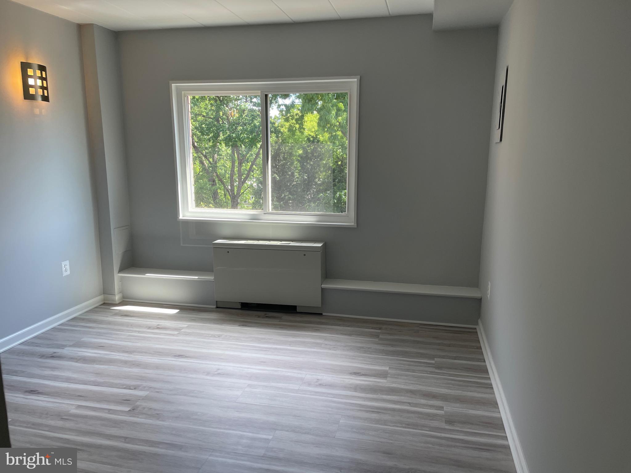 BRADLEY HOUSE - Residential